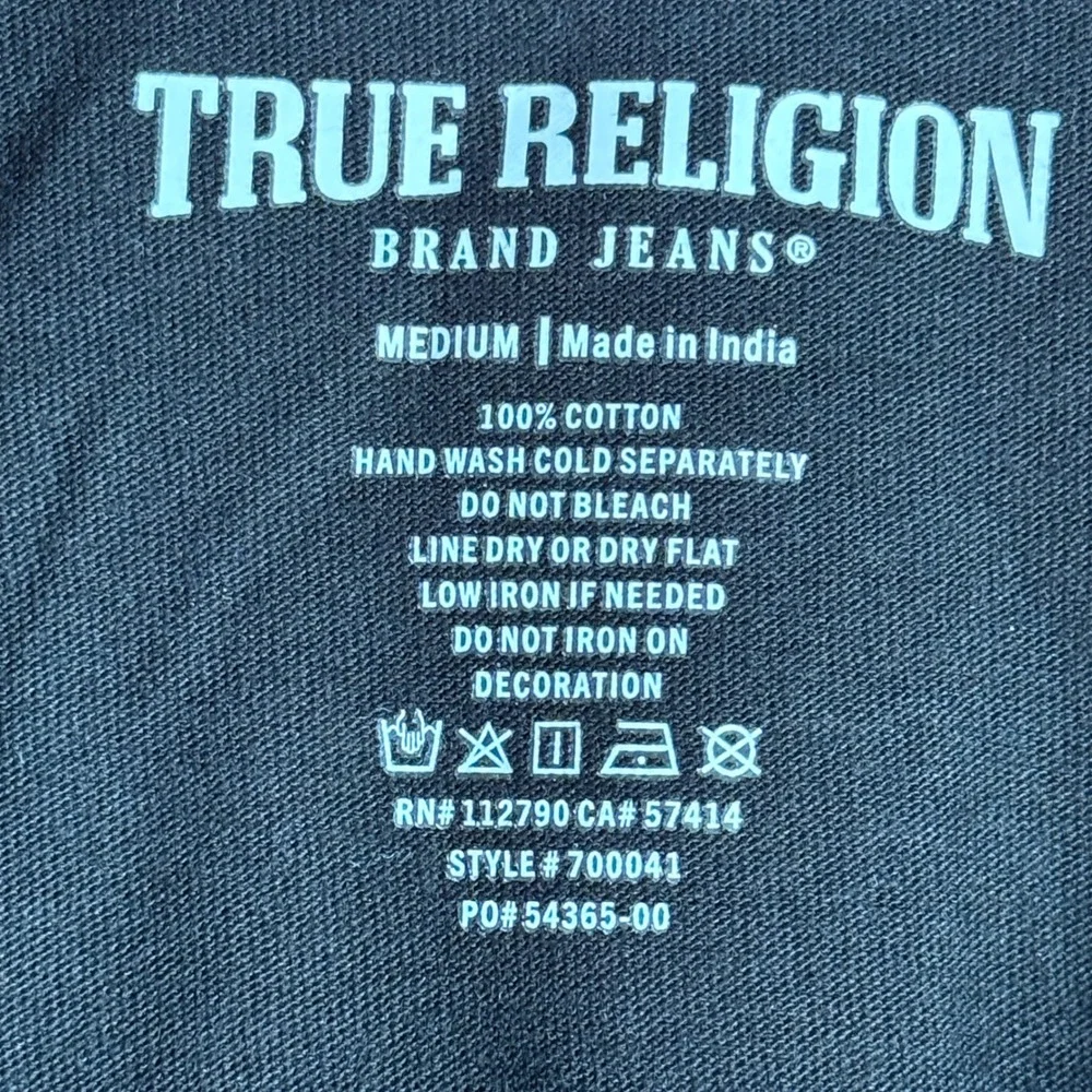 True Religion Buddha Face Graphic‎ Tee Jet Black Red Velvet Print Mens M NWT